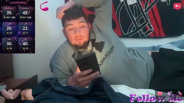 Snapshot of hornycollegestudenthung chatting on October 13, 4:12 am hornycollegestudenthung online show from October 13, 4:12 am