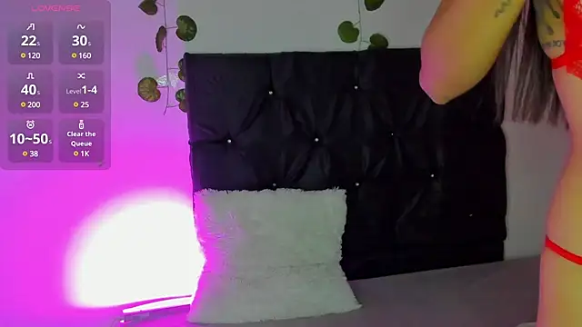 Natasha by online show from December 20, 1:22 pm