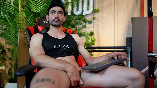 Austin bolt online show from December 14, 5:07 am