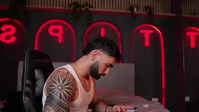 Austin bolt online show from November 17, 3:34 am