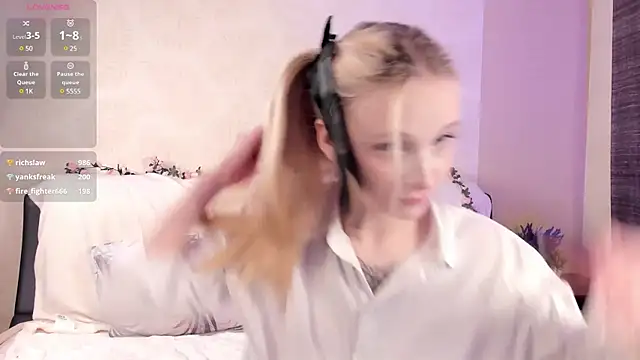 Naughty  Couplles online show from February 27, 12:23 pm