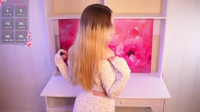 Naughty  Couplles online show from October 17, 3:20 am