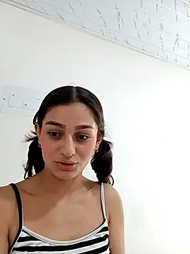 Ary-18 online show from November 5, 2:50 pm