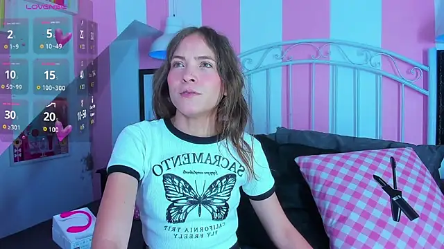 Snapshot of Liah_Grey8 chatting on January 9, 9:37 pm Liah Grey8 online show from January 9, 9:37 pm