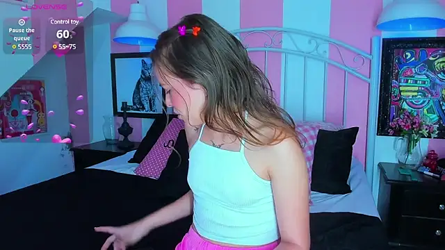 Snapshot of Liah_Grey8 chatting on January 17, 9:06 pm Liah Grey8 online show from January 17, 9:06 pm