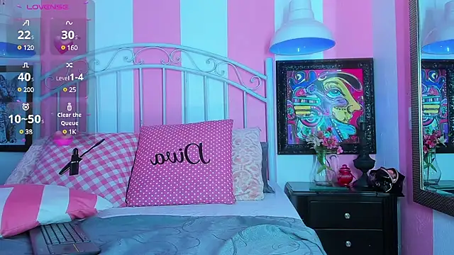 Snapshot of Liah_Grey8 chatting on January 22, 12:16 am Liah Grey8 online show from January 22, 12:16 am