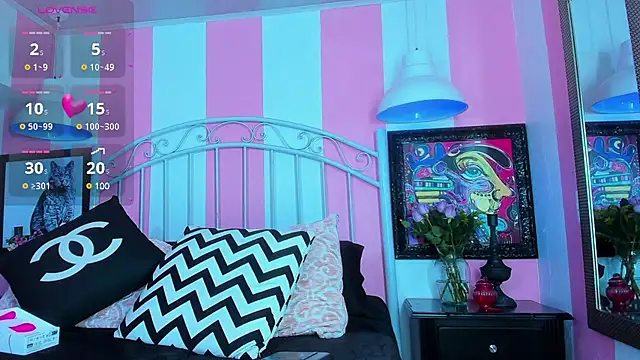 Snapshot of Liah_Grey8 chatting on February 8, 9:04 pm Liah Grey8 online show from February 8, 9:04 pm