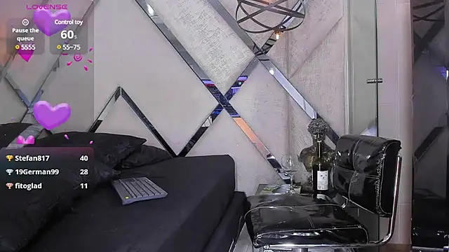 Snapshot of Liah_Grey8 chatting on February 23, 8:11 pm Liah Grey8 online show from February 23, 8:11 pm