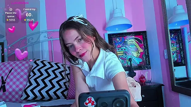 Snapshot of Liah_Grey8 chatting on March 15, 9:27 pm Liah Grey8 online show from March 15, 9:27 pm