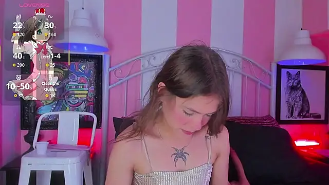 Snapshot of Liah_Grey8 chatting on November 27, 8:33 pm Liah Grey8 online show from November 27, 8:33 pm