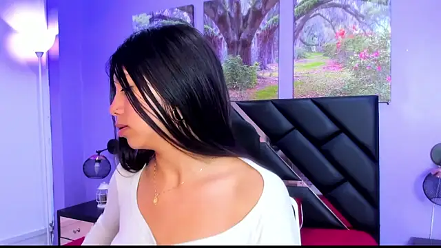 KimberlyVillaLobos online show from September 19, 1:56 pm