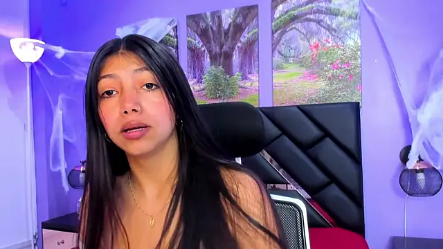 KimberlyVillaLobos online show from November 8, 11:32 am