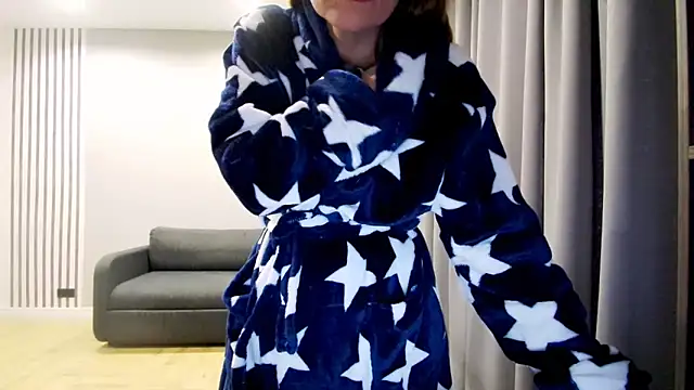 Daniella Lorente online show from February 17, 5:14 am