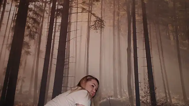 Snapshot of Anna_Curvy chatting on March 6, 11:36 am Anna Curvy online show from March 6, 11:36 am