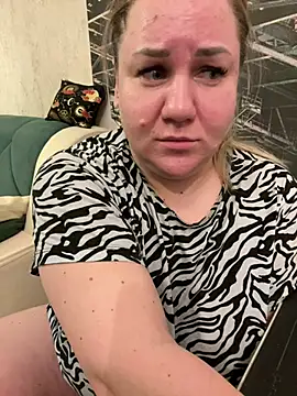 Snapshot of Anna_Curvy chatting on March 13, 2:55 pm Anna Curvy online show from March 13, 2:55 pm