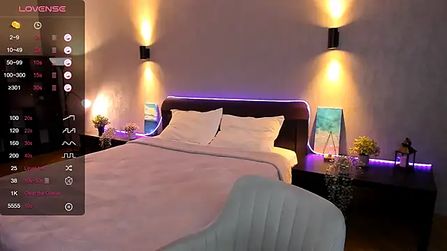 hannacheekss  online show from January 29, 5:19 am