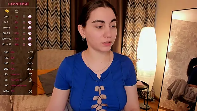 hannacheekss  online show from February 21, 11:44 am