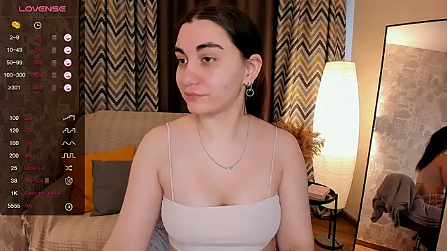 hannacheekss  online show from March 8, 4:56 am