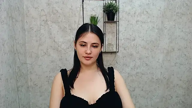 Snapshot of AliceSexyyy_ chatting on February 18, 9:20 pm AliceSexyyy online show from February 18, 9:20 pm
