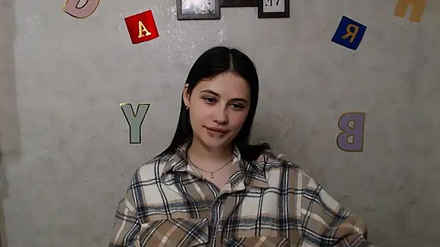 Snapshot of AliceSexyyy_ chatting on March 15, 12:45 pm AliceSexyyy online show from March 15, 12:45 pm