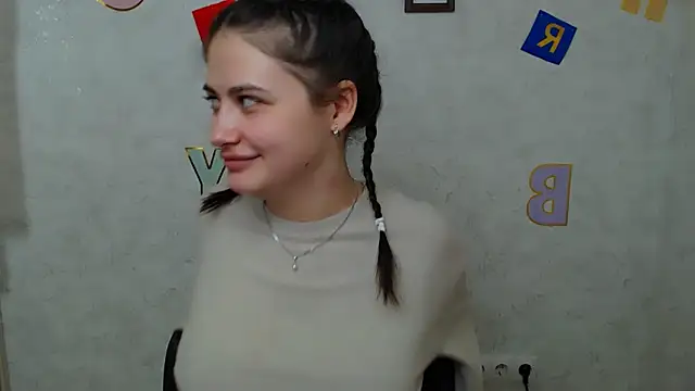 Snapshot of AliceSexyyy_ chatting on March 20, 11:27 am AliceSexyyy online show from March 20, 11:27 am