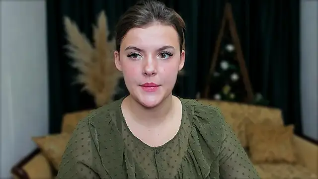 showmeparadise online show from January 5, 5:30 pm