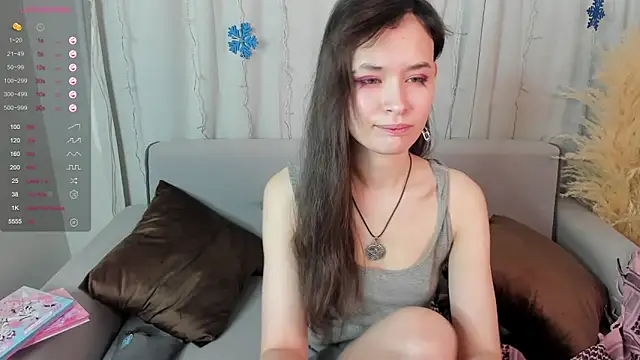 Emily Strikeee online show from December 24, 1:06 pm