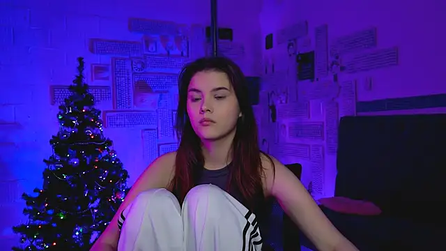 EvaThopson online show from January 18, 3:38 pm