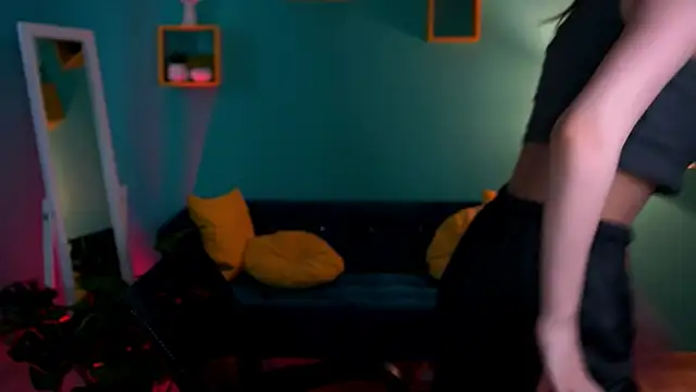 EvaThopson online show from March 2, 12:11 pm