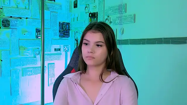 EvaThopson online show from September 28, 7:58 am