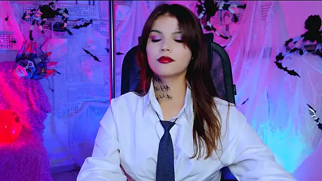 EvaThopson online show from October 31, 12:06 pm