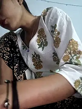 pikubaby online show from March 18, 9:43 pm