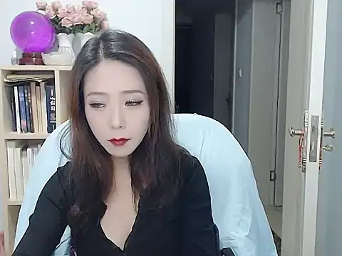 SuSushi728 online show from November 26, 3:46 pm