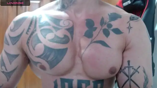 Snapshot of crissantillana chatting on December 4, 1:09 pm crissantillana online show from December 4, 1:09 pm