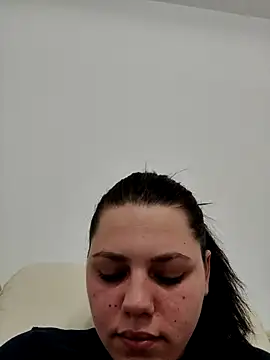 Snapshot of leeya_lee chatting on January 21, 1:18 am leeya lee online show from January 21, 1:18 am