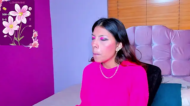 Selenakyle92  online show from January 14, 11:16 pm