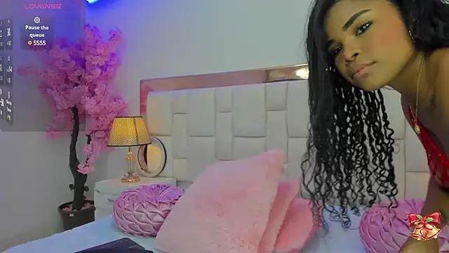 NahiaraReina online show from January 21, 1:32 pm