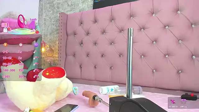 NahiaraReina online show from March 10, 1:21 pm