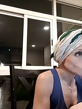 AnetteGoBa online show from September 18, 6:59 am