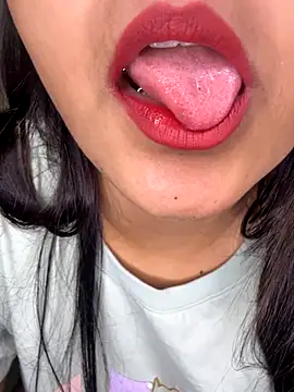 Black baby online show from November 16, 10:04 pm