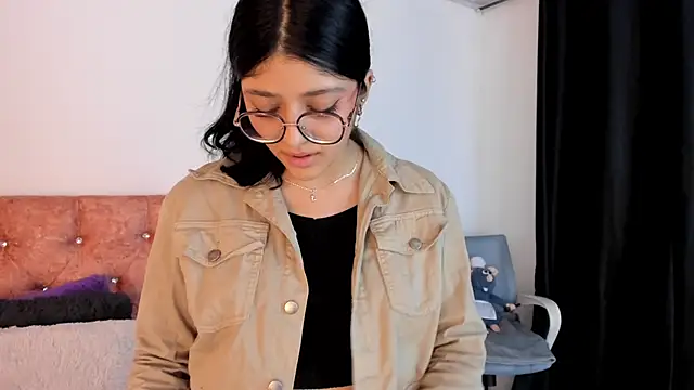 lana dol online show from January 27, 9:33 pm