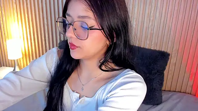 lana dol online show from October 24, 1:07 pm