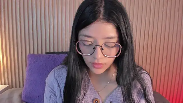 lana dol online show from November 18, 1:04 pm