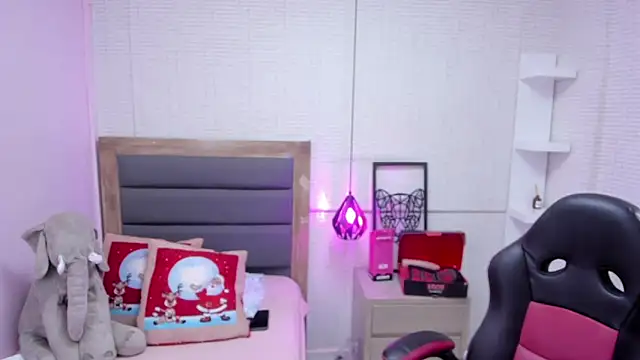 shelbystetson online show from January 4, 11:22 am