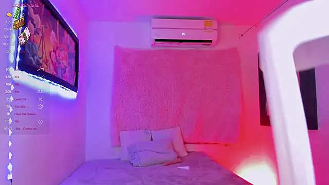 AndreaSweet  online show from September 17, 8:54 pm