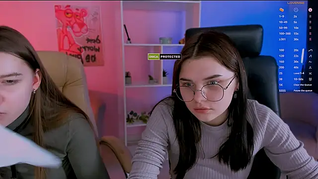 pure radiance1 online show from February 8, 4:04 pm