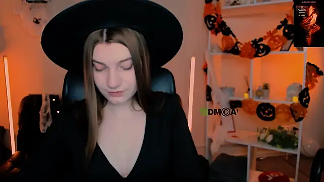 pure radiance1 online show from October 25, 8:55 am