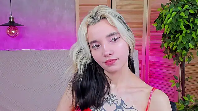 as1an girlfriend online show from March 12, 10:16 am