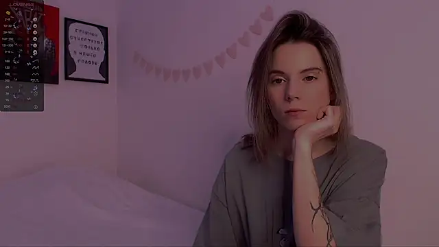 Snapshot of _ni_kiss chatting on December 17, 11:27 pm ni kiss online show from December 17, 11:27 pm