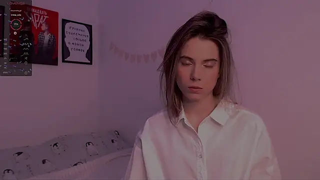 Snapshot of _ni_kiss chatting on December 24, 10:49 pm ni kiss online show from December 24, 10:49 pm